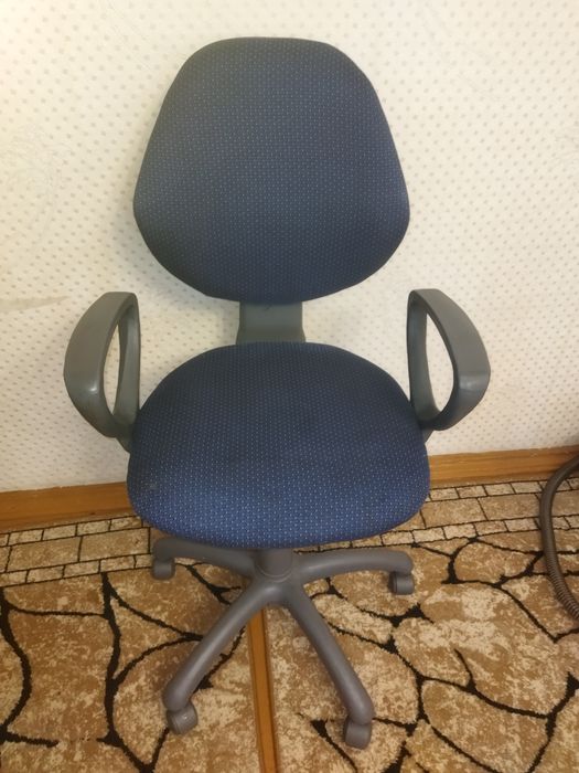 Компьютерное кресло