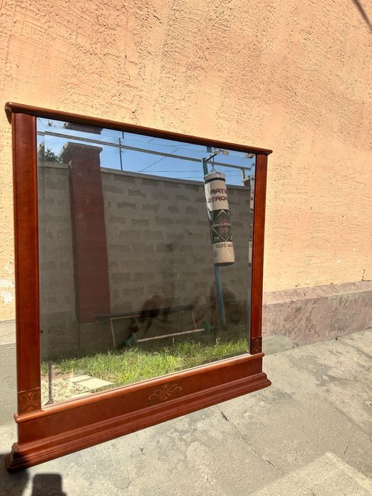 Продается зеркало