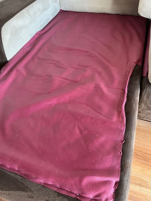 Разтегателен диван