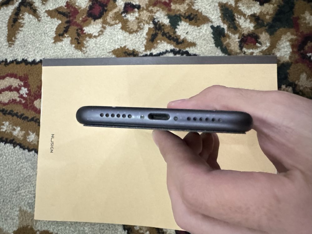 iPhone 11 ni ozi