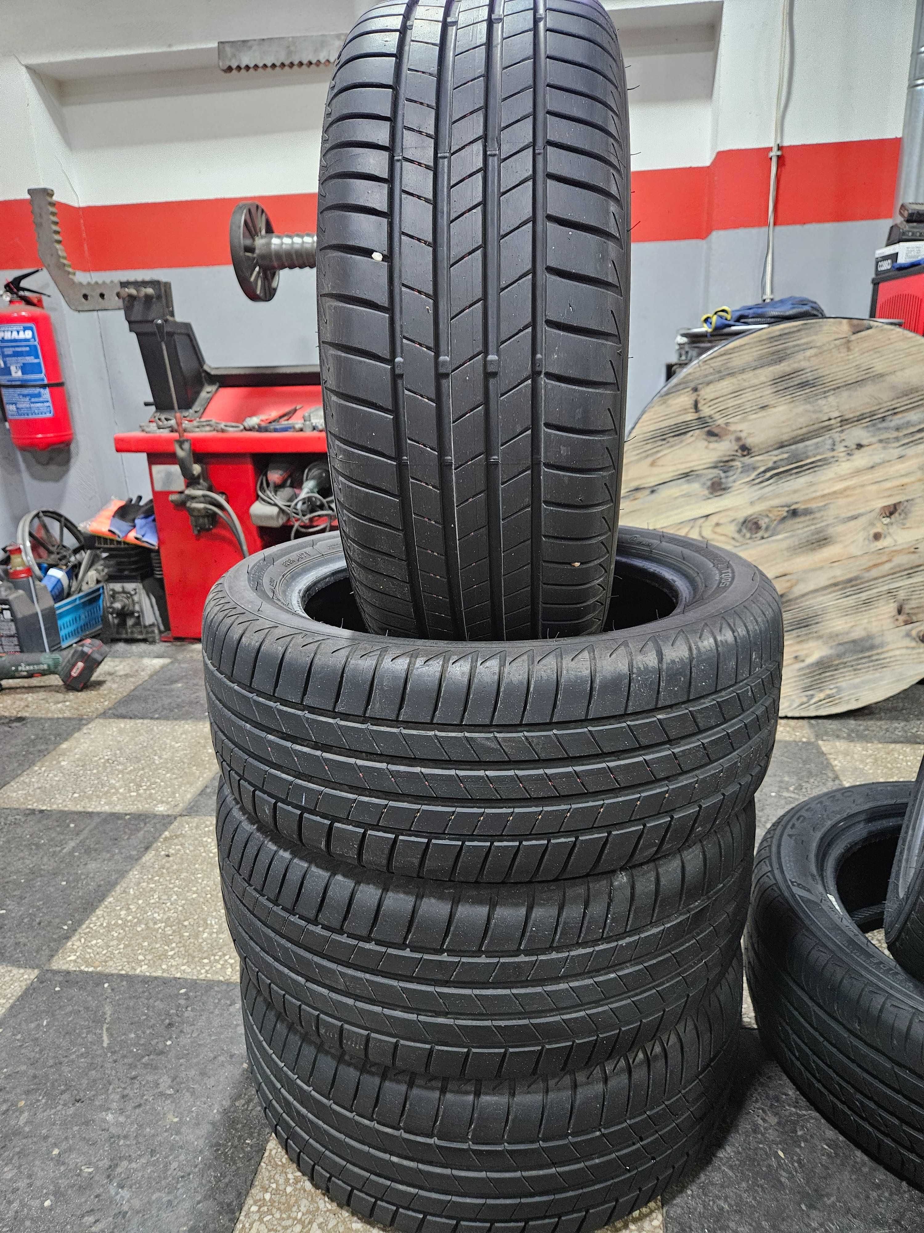 4бр 195/50/15 BRIDGESTONE 6,8мм грайфер дот:19г безплатен монтаж