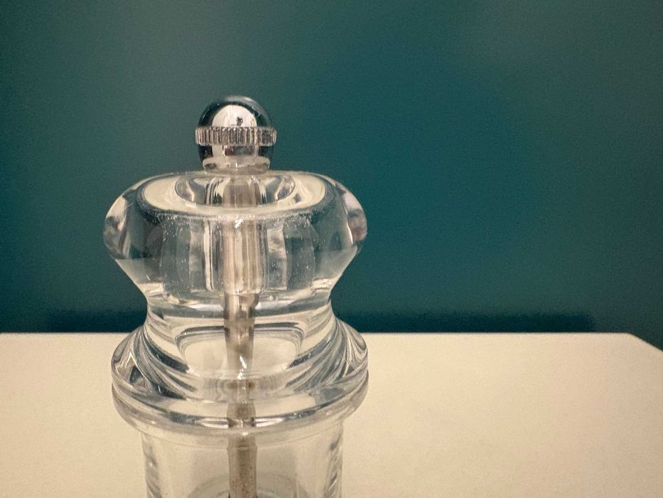 rasnita mora menaj Peugeot transparenta pentru piper