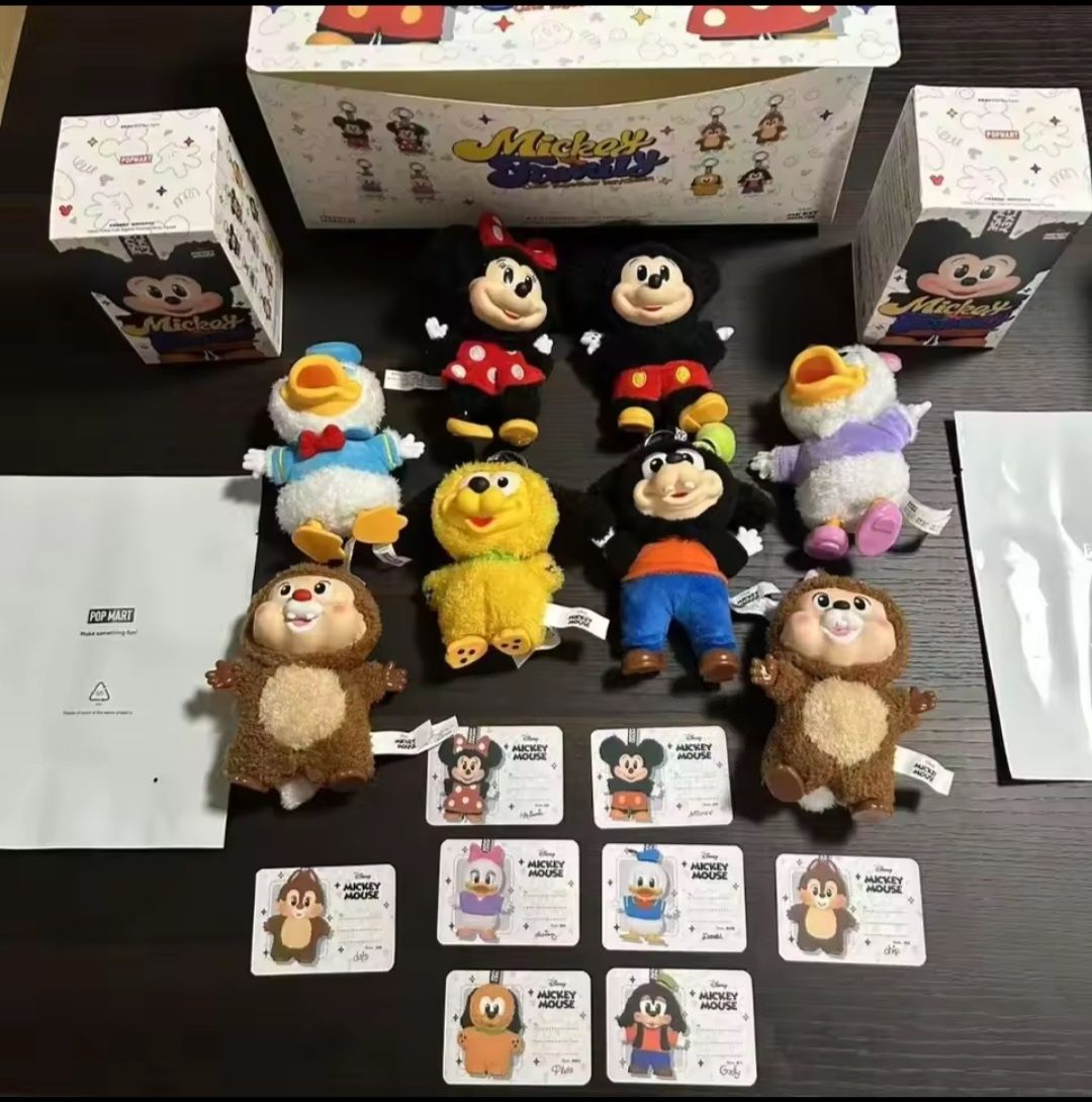 Pop Mart Мики Маус Колекция Мини Маус Ключодържател Mickey Mouse