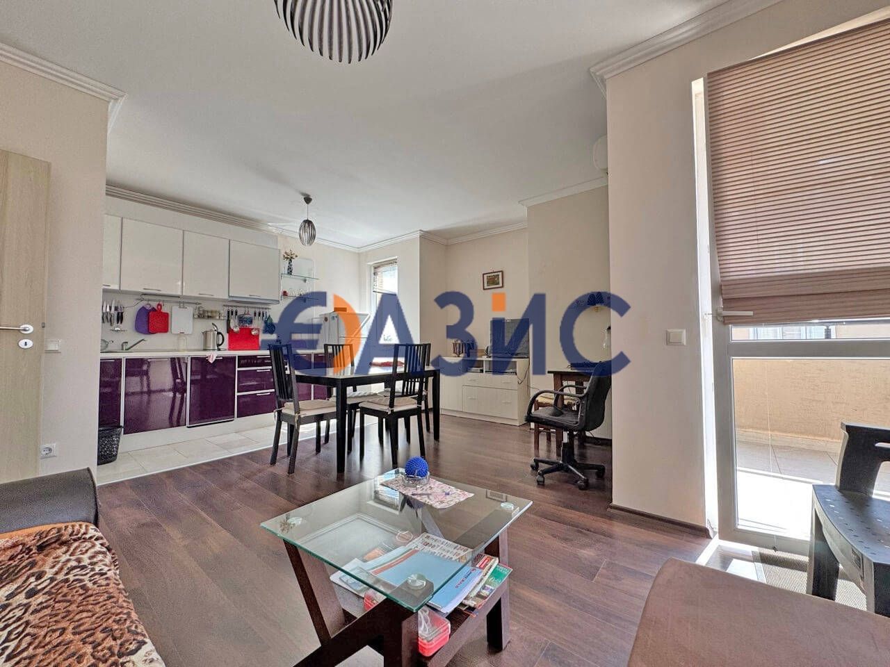Двустаен апартамент в комплекс VIP Zone, 63 кв.м., Слънчев бряг,