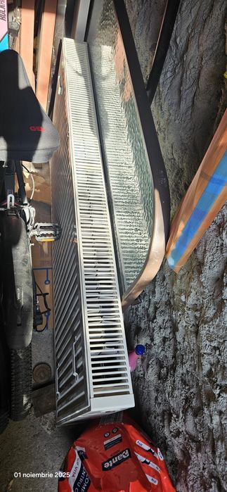 Radiator alb cu montare pe perete 60x140