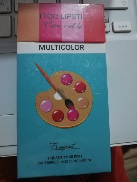 Vând tattoo lipstick multicolor