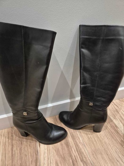 Ботуши естествена кожа, добре запазени GiAnni
Номер 38