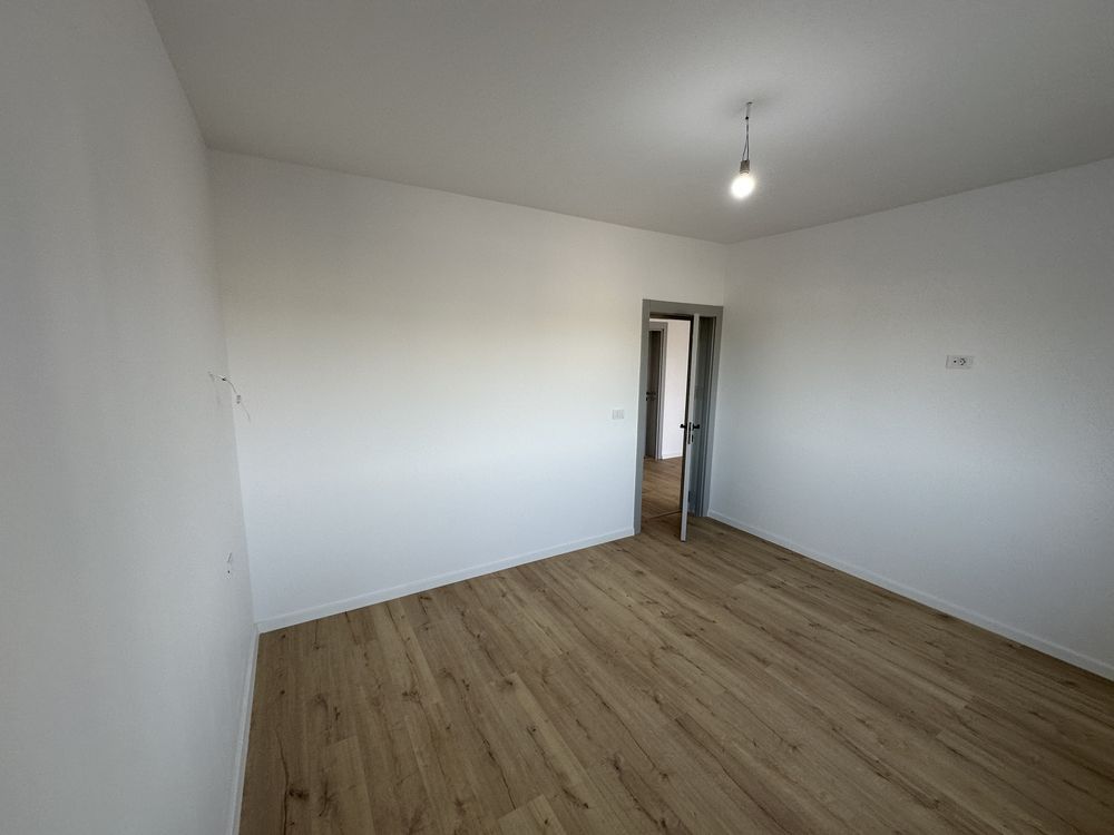 Vand casa in Ciurbesti comuna Miroslava