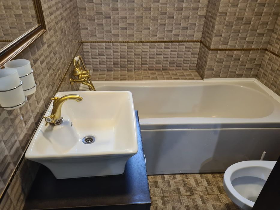 Firma Curatenie,Curatenie la Domiciliu/Birouri/După Constructor