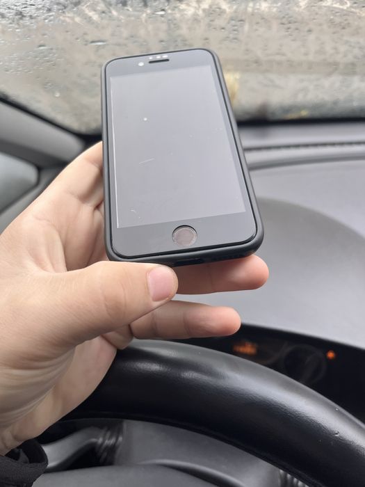 Iphone 8 64 GB stare buna