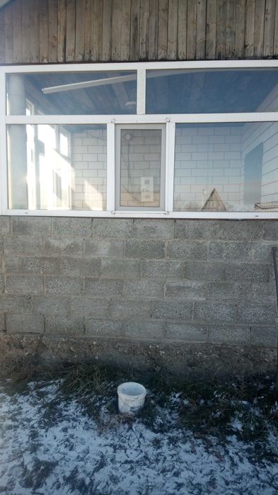 Продам пластиковое окно.