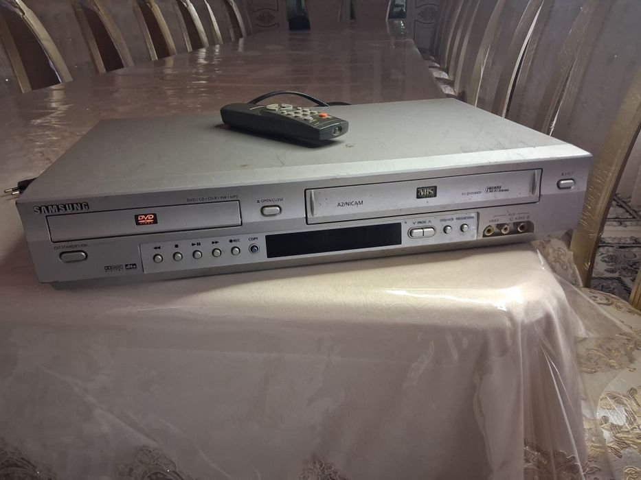 Продается видеомагнитофон
