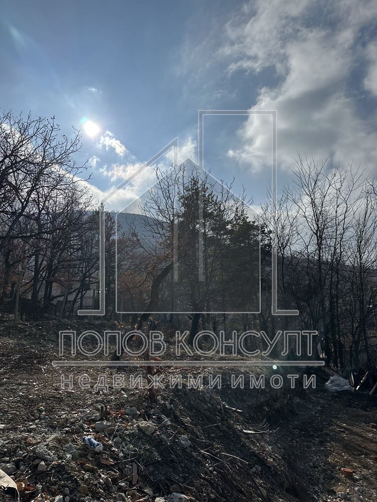 Къща в Пловдив, област-с.Марково площ 210 цена 225000