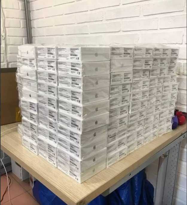 НОВЫЙ IPhone 15 Pro Max (256gb)