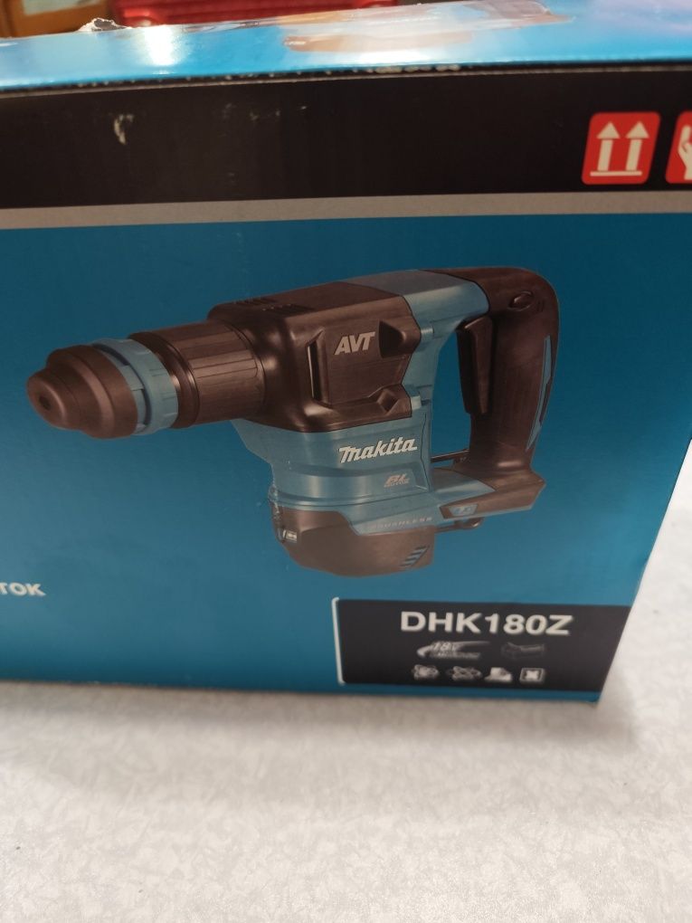 Акумулаторен безчетков къртач Макита Makita DHK180