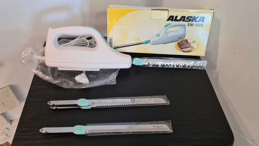 Електрически нож Alaska EM 1300