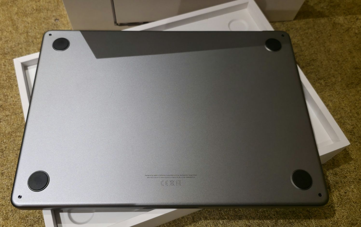 Apple Macbook air 13,6 2022 m2 Ram 16GB 256GB Grey