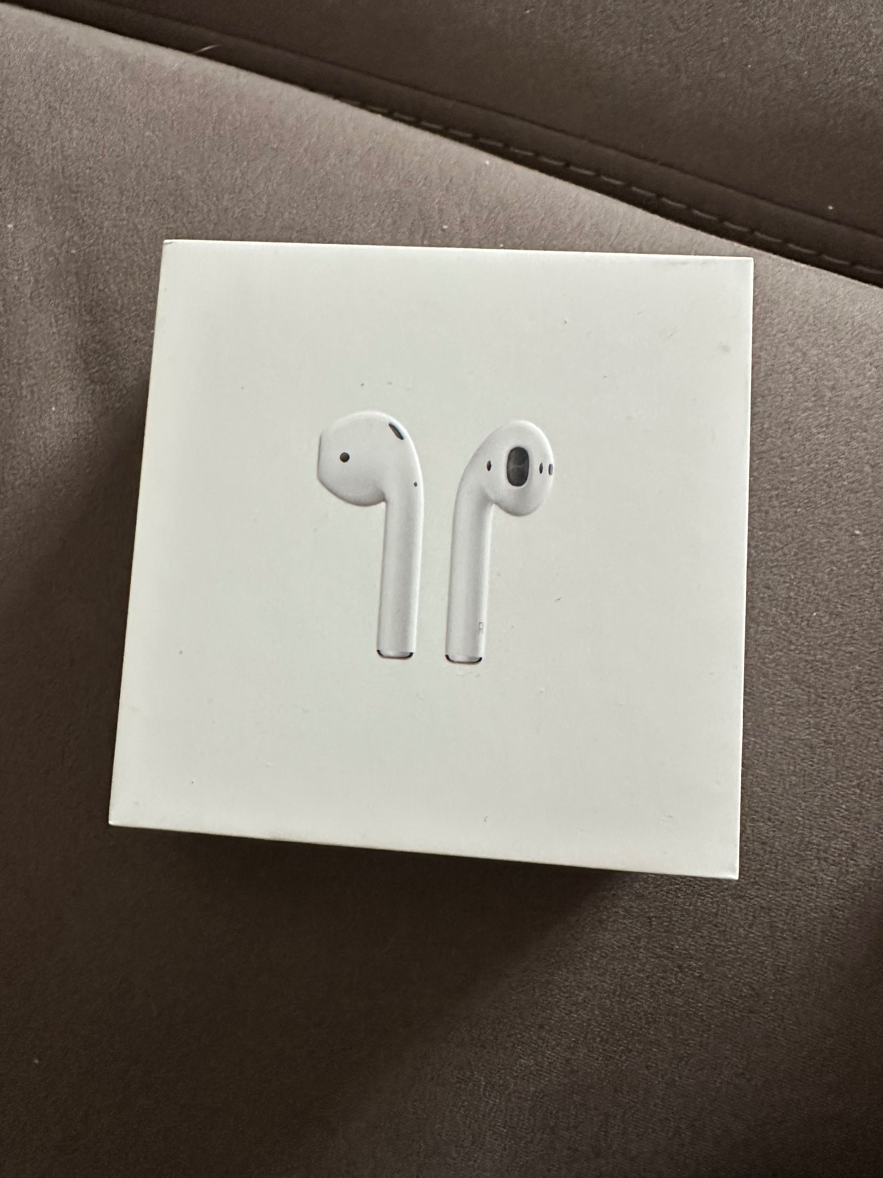 Apple AirPods втора генерация Оригинални
