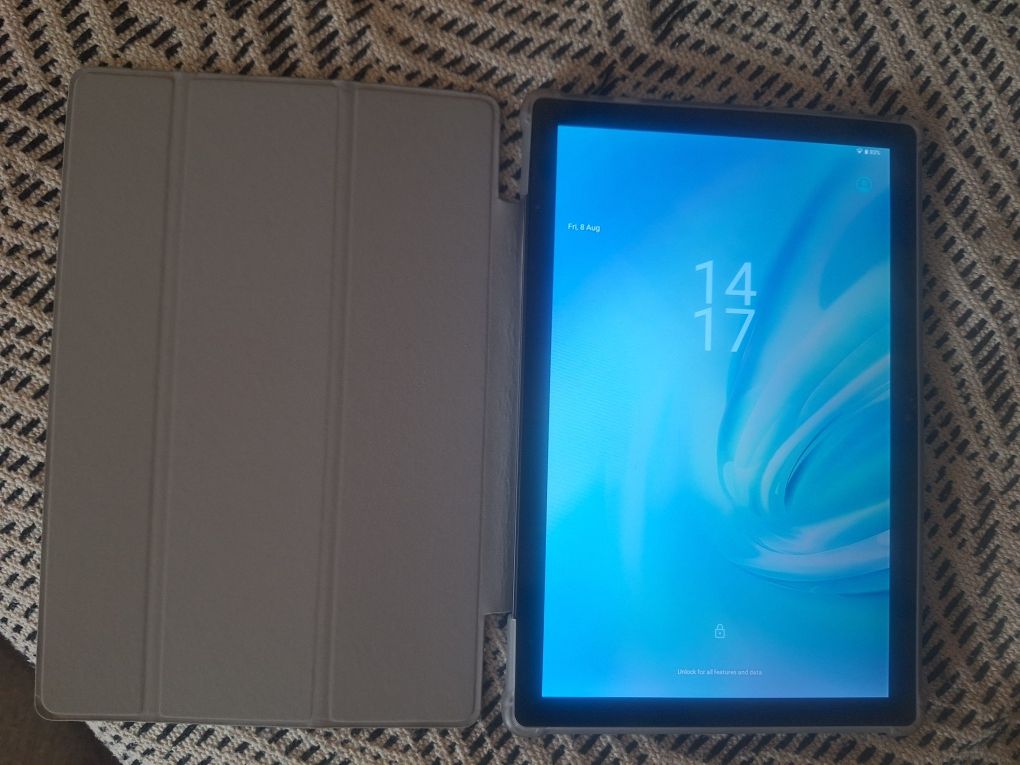 Нов таблет justea 128 Gb, 8 GB ram
