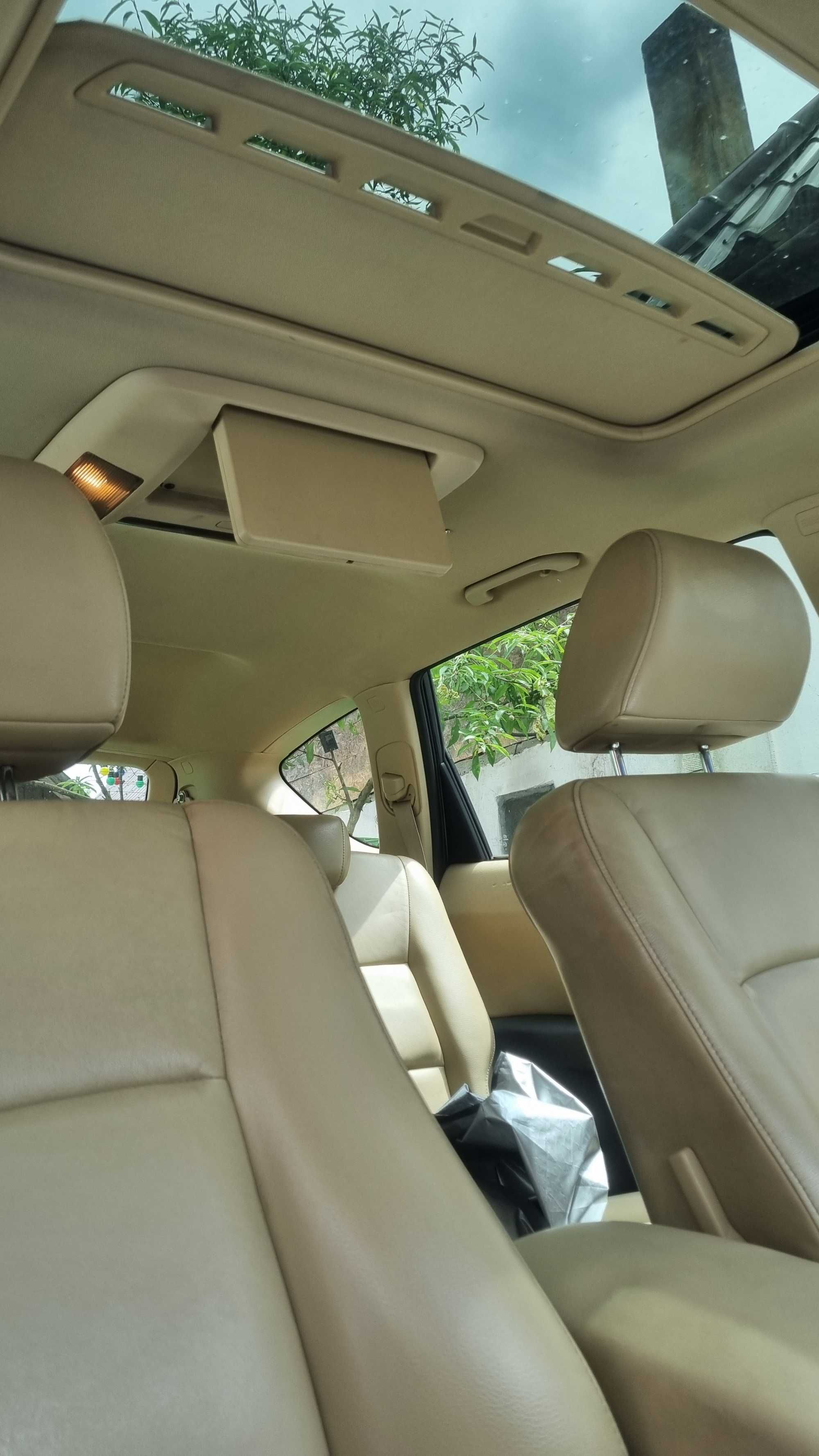 Subaru tribeca volan dreapta