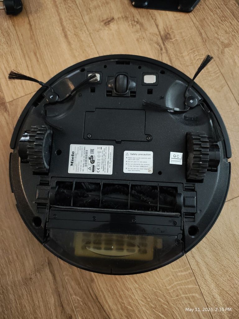 Прахосмукачка робот Miele Scout RX1 употребявана