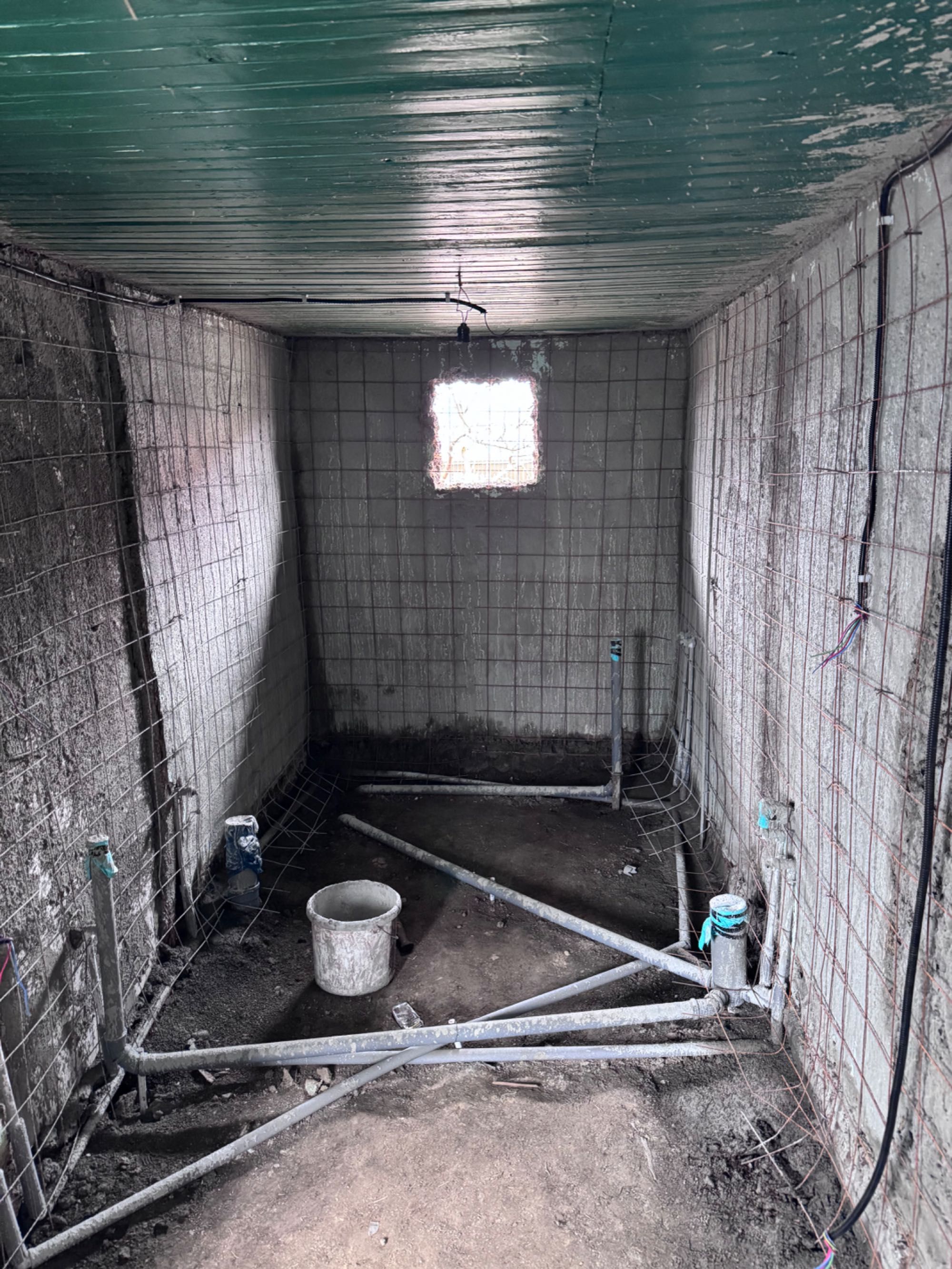 Renovări apartamente și case bătrânești zona Vrancea , Buzău