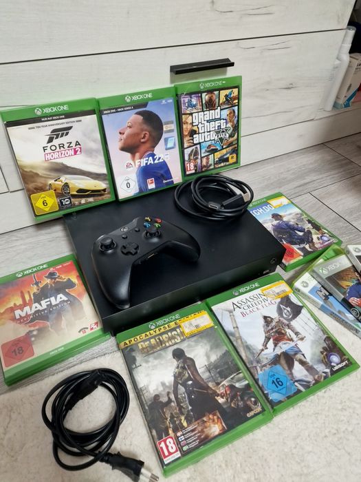 Consola Microsoft Xbox One X, Controller + 10 Jocuri +Statie Incarcare