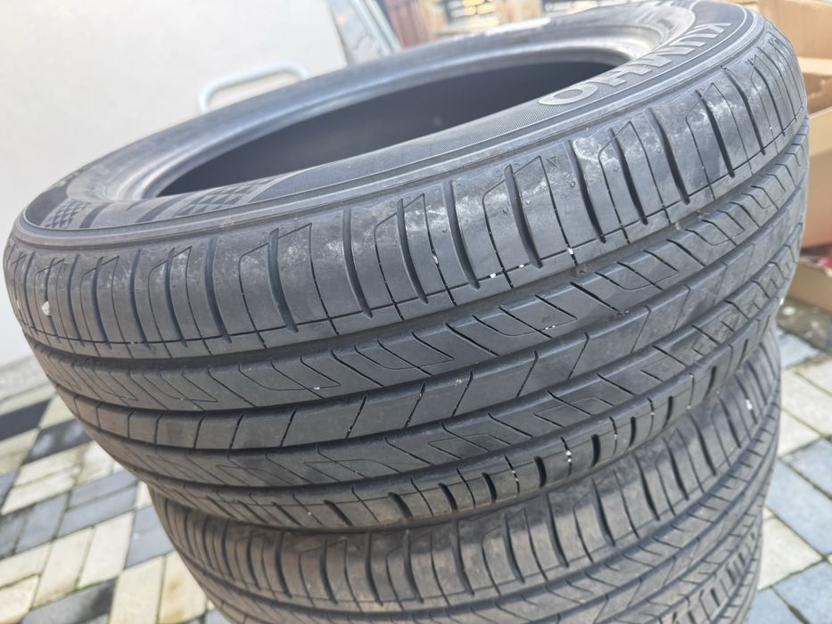 Anvelope KUMHO 215/55/R17 98V M+S