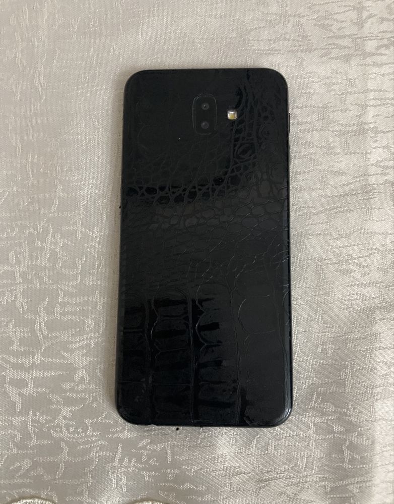 Samsun galaxy J6 +