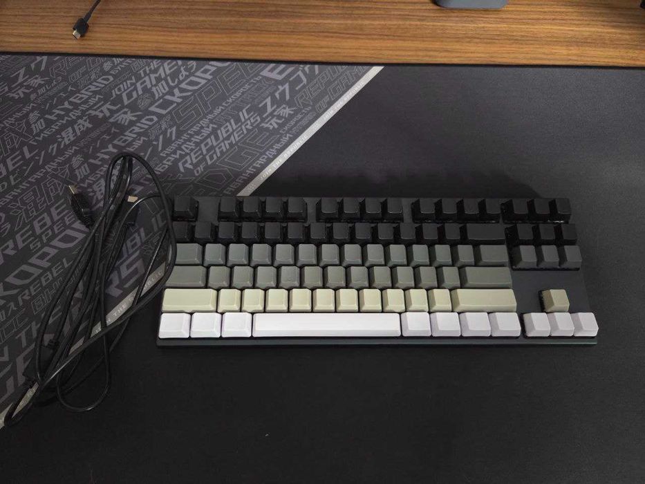 Клавиатура Varmilo V2 VEA87 в отличном состоянии