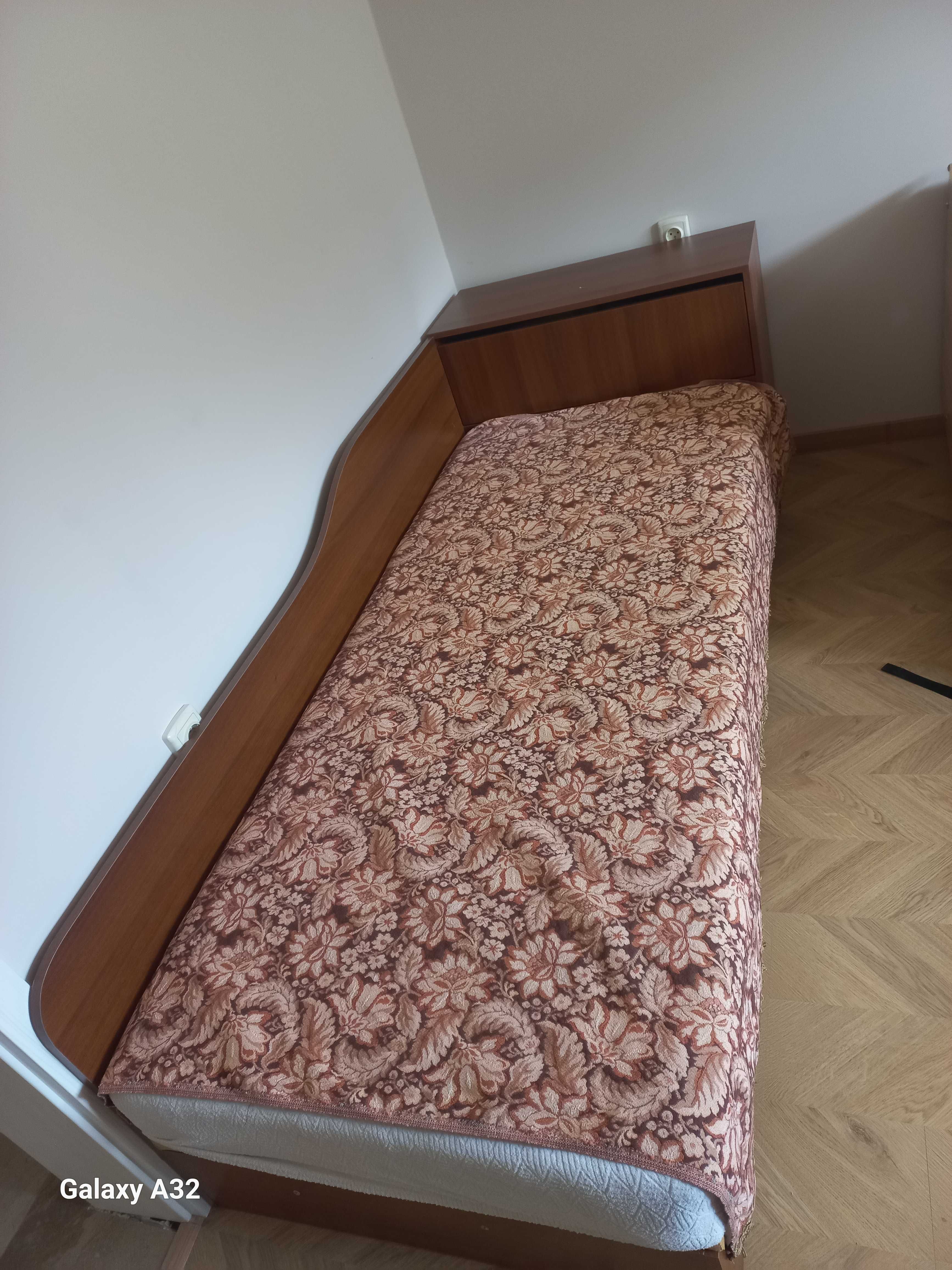 Подарявам Ъглови легла