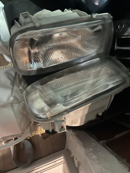 продам фары на фольксваген венто в хорошем состоянии