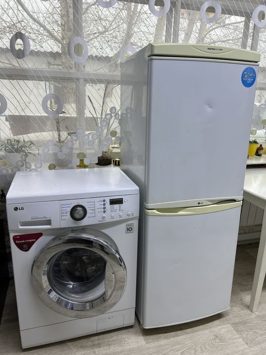 Продам Холодильник с Машинкой