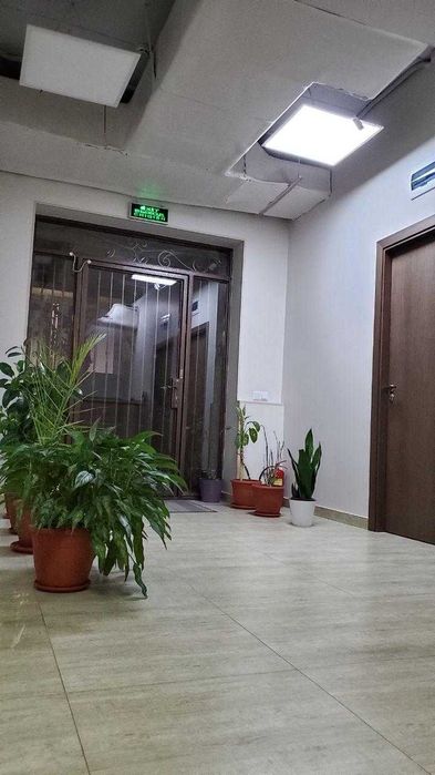 Аренда Офис 22  кв.м Мустакиллик Метро Х.Олимджана Дархан