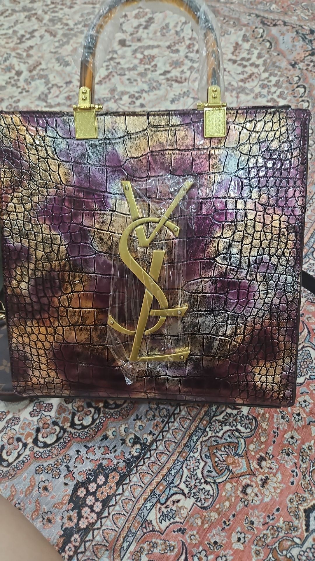 Сумка кожаная YSL