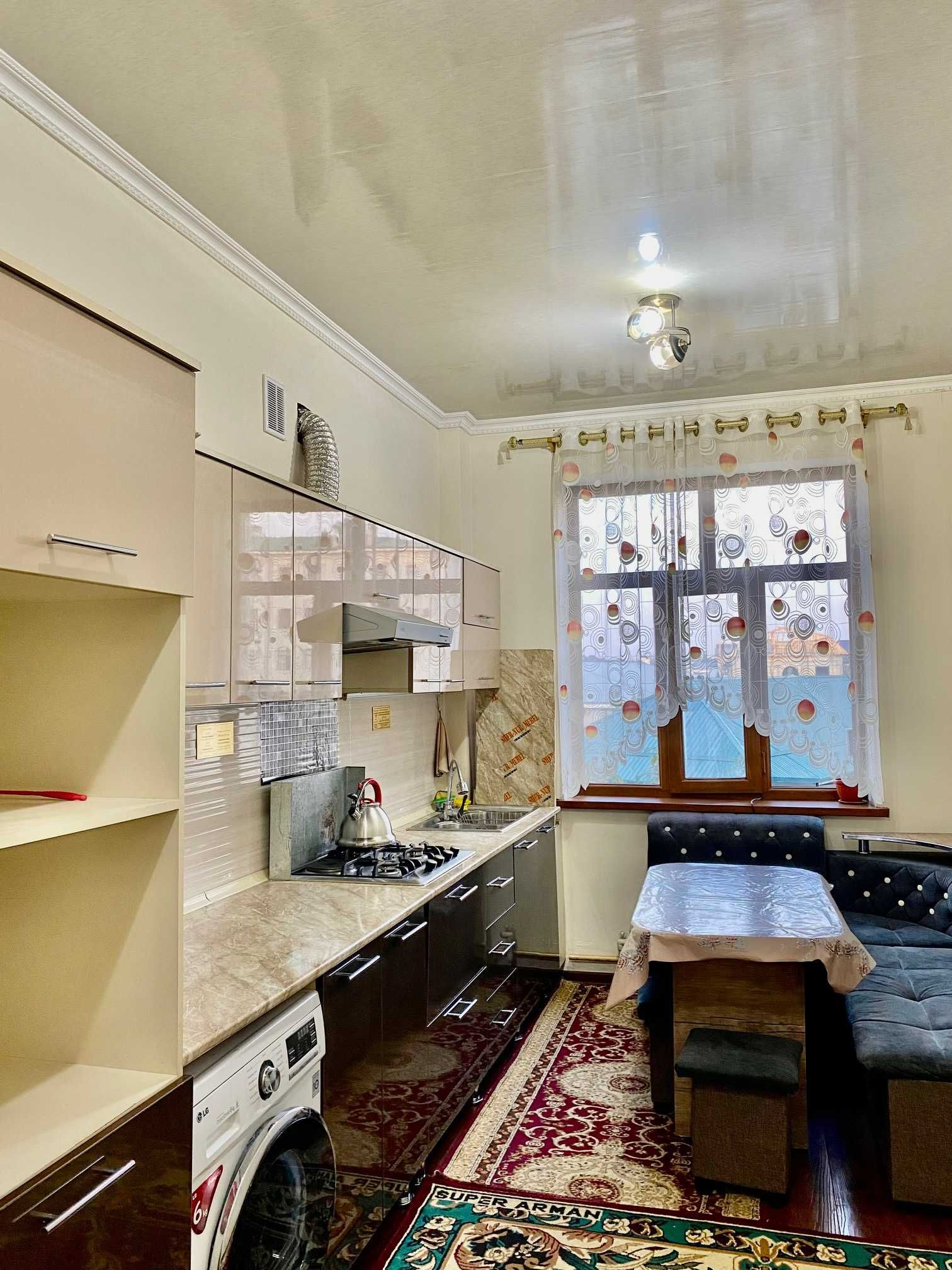 Новостройка 82кв 3 комн. 3 этаж квартира