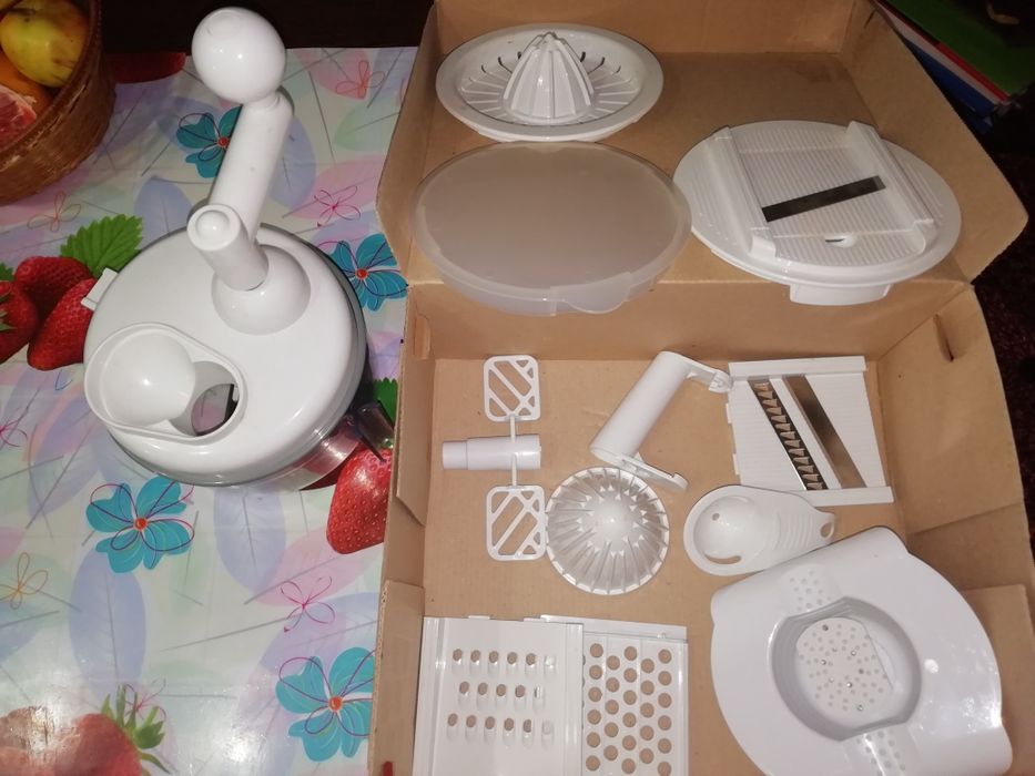 Robot manual de bucătărie