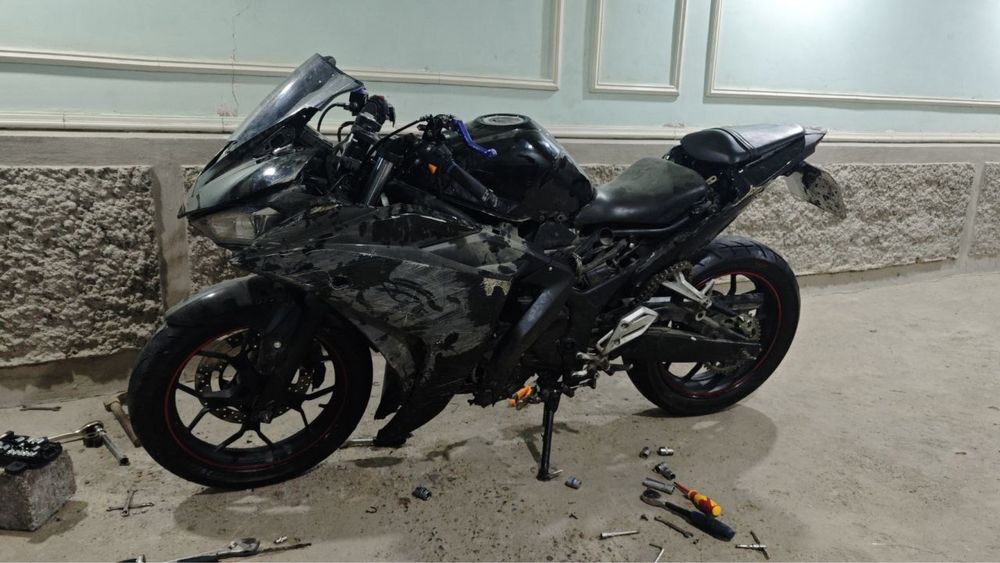 Yamaha R3 320cc xitoy mot blan solishtirmela
