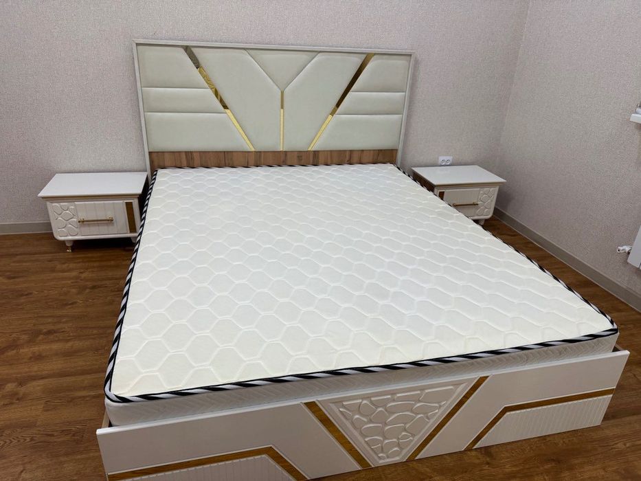 Срочно продается спальни гарнитур