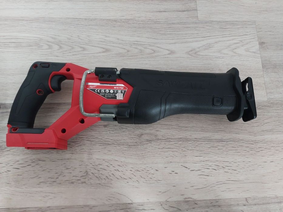Fierastrau sabie milwaukee M18 FSZ, 2022, stare perfectă puțin folosit