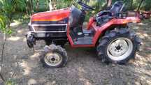 Mini tractor japonez Yanmar