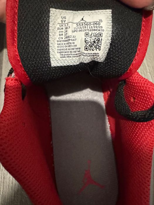 Маратонки Nike Air Jordan Оригинални Нови 38.5 номер