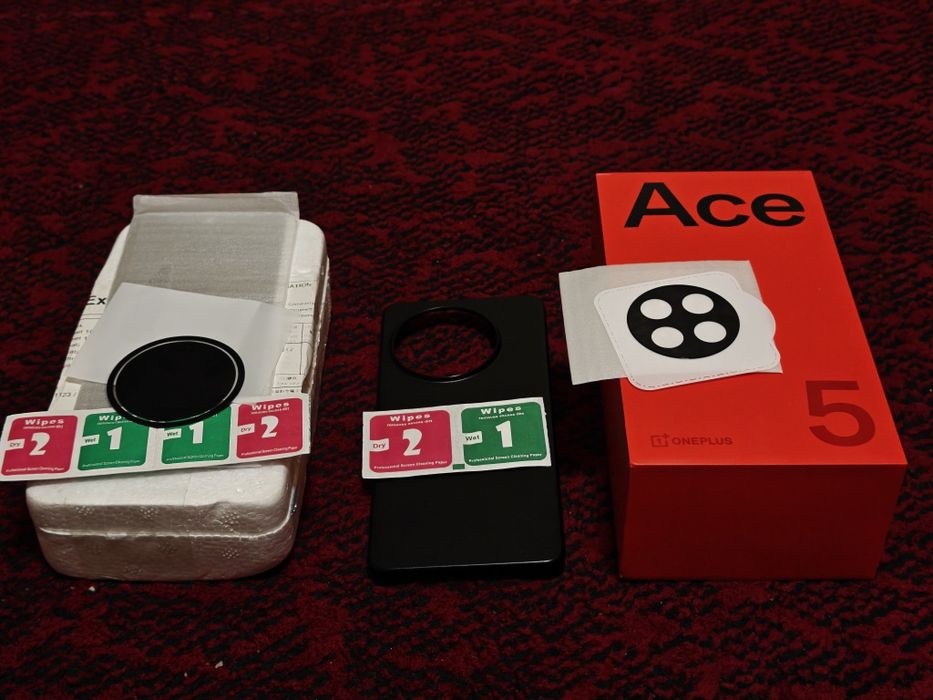 Oneplus Ace 5 (12/256)