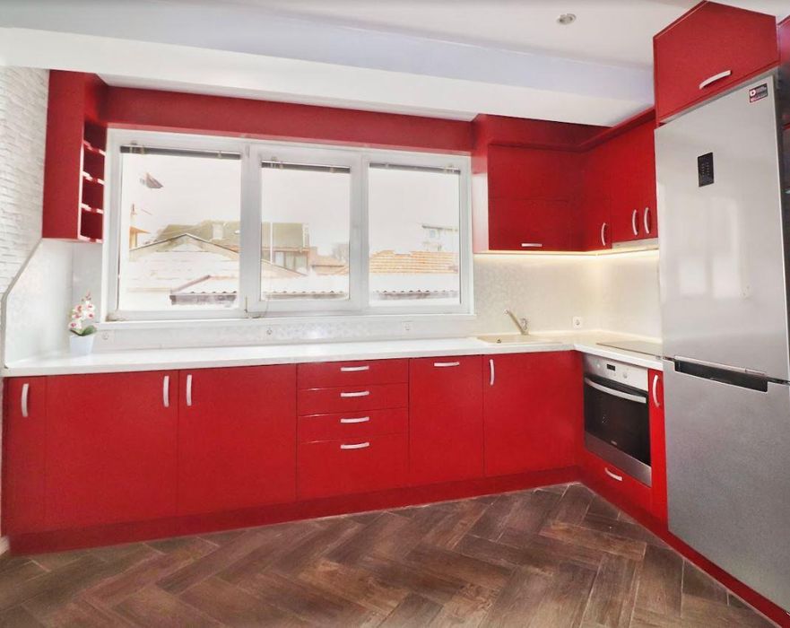 Дава се под наем Тристаен апартамент в Варна, Автогара - 90 кв.м за 700 € - Снимка #4