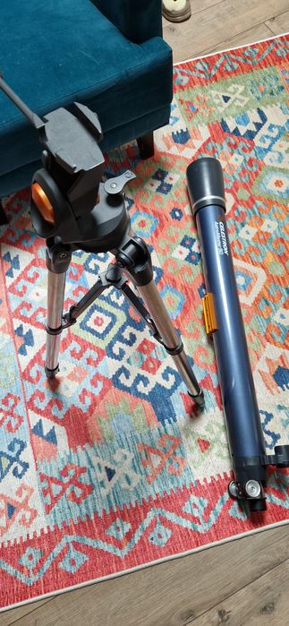 телескоп Celestron AstroMaster 90