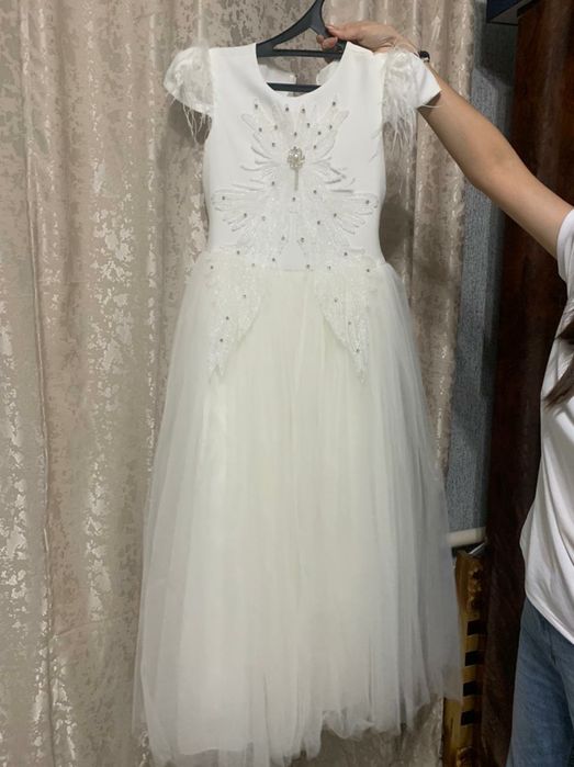 Вечернее бальное платье на девочку