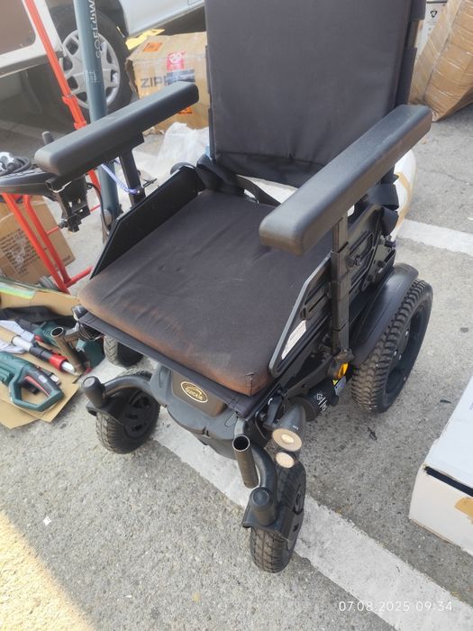 Scuter 49 cm 25 km/h se conduce fara permis