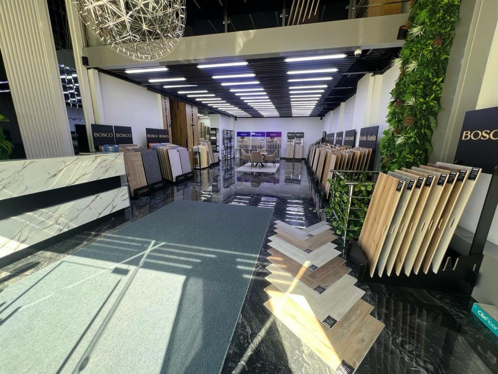 Европейские паркеты, ламинаты, ковролины, ПВХ/SPC, клеи, плинтус