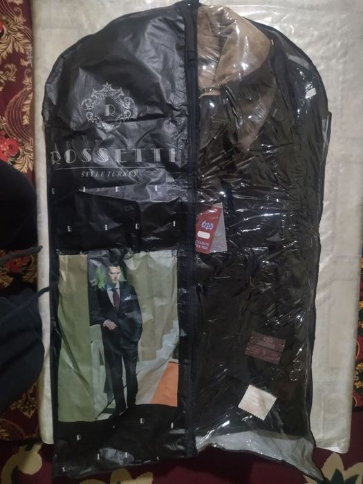 . Продаю парадаю