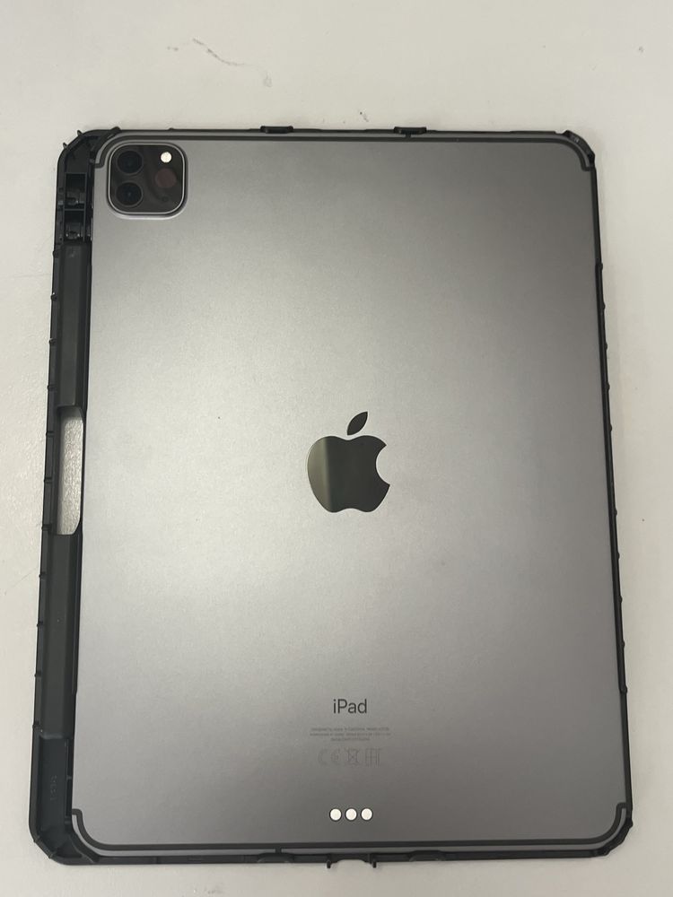 iPad Pro 11 1TB A2230 (2020)